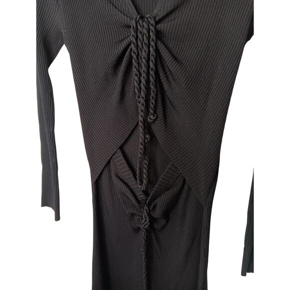 Nicholas Sheath V-neck Long Cut Out Sleeves Dress in Black SZ M $395 - Picture 9 of 15